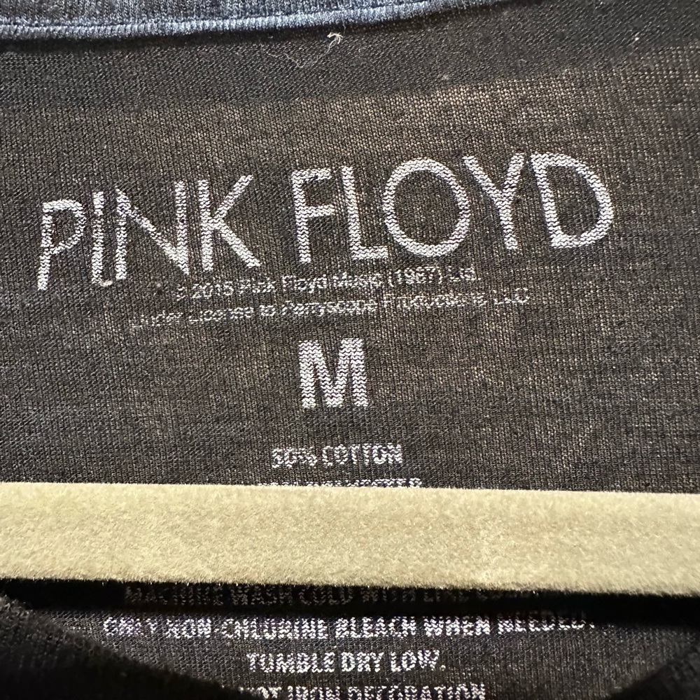 Pink Floyd Dark Side of the Moon Black Tee - Picture 2 of 3